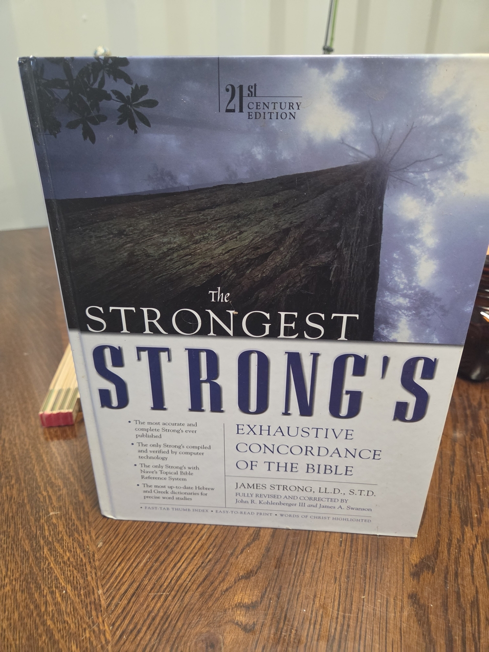 The Strongest Strong's Exhaustive Concordance of the Bible - Blue/Cream